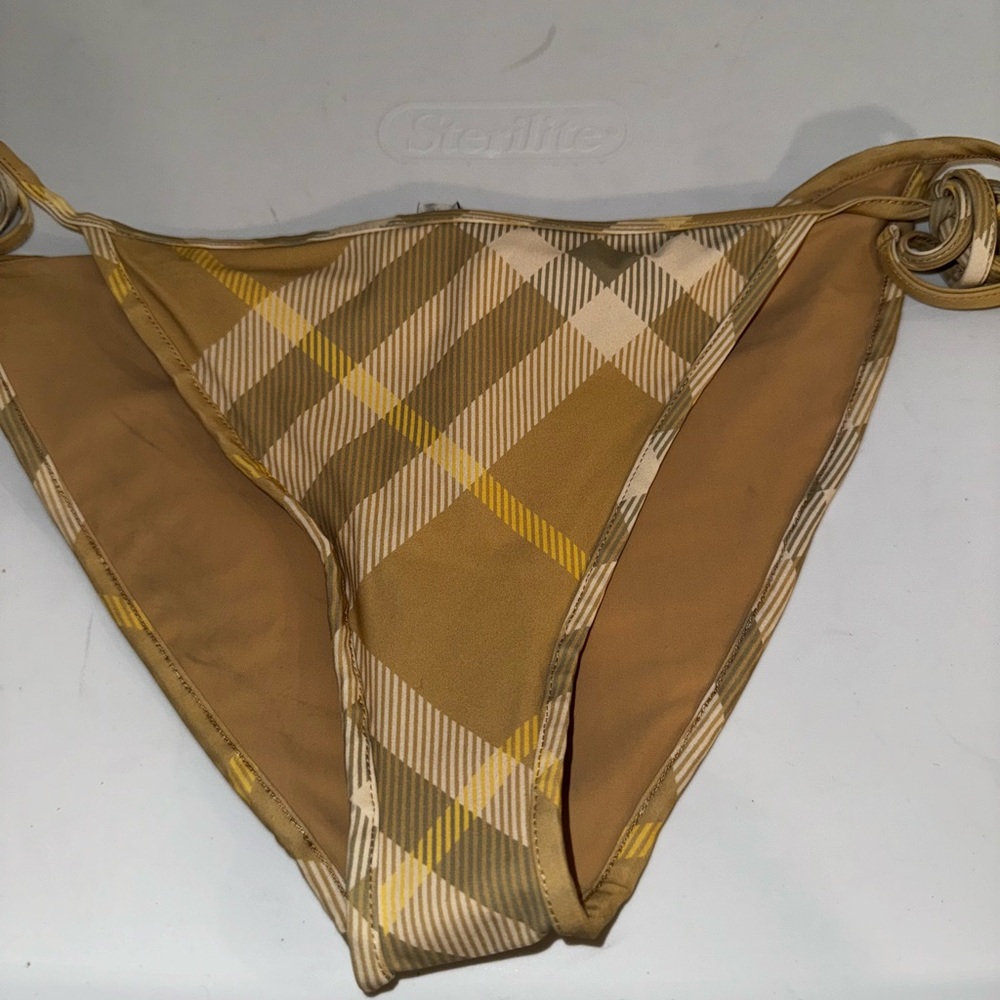 Burberry nova check bikini bottoms M